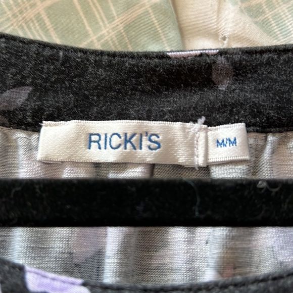 Flower Tank Top - Picture 6 of 6